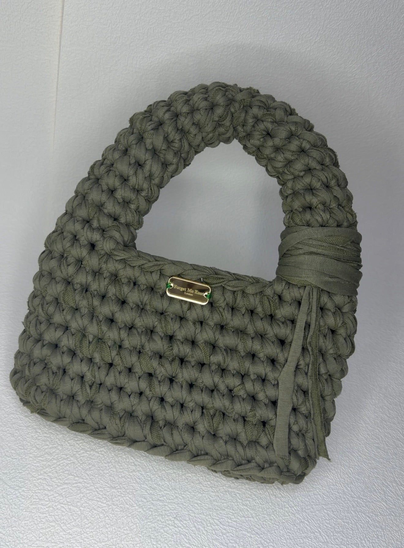 Oval Knot