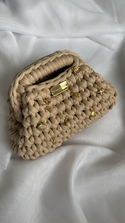 Sand Clutch
